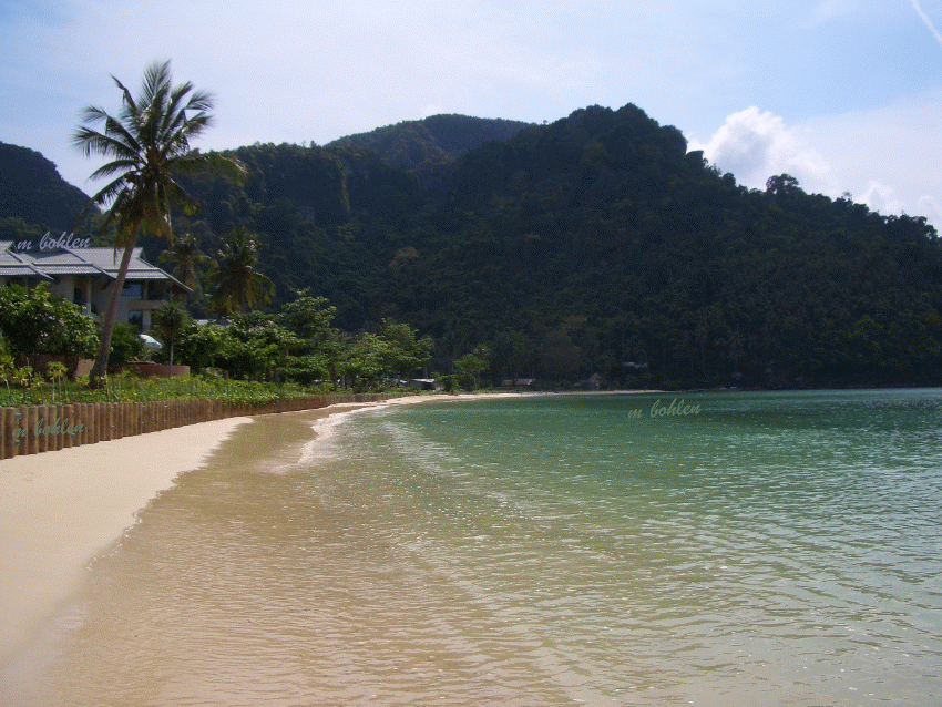 T�rkises Wasser am Stran von Phiphi Island